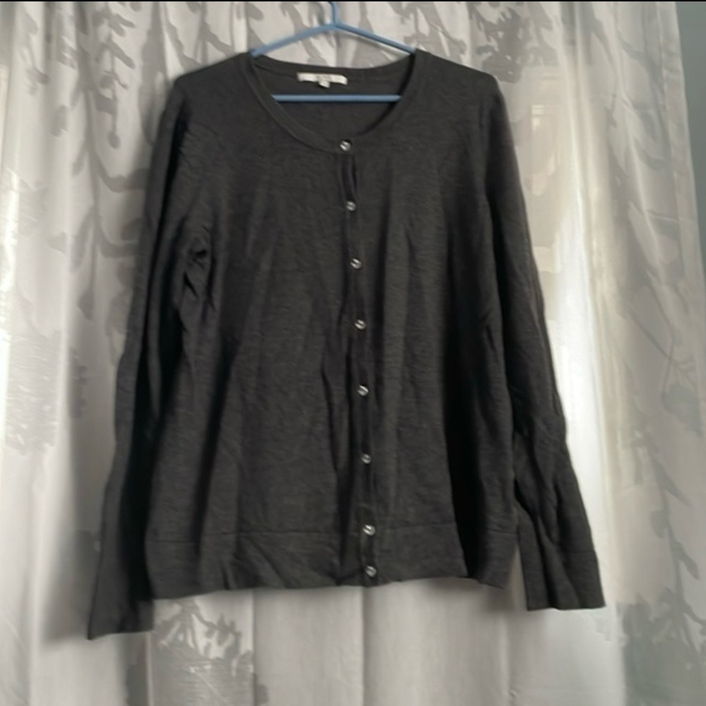 Alfred Sung button up grey long sleeve X-Large sweater